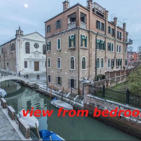 Susy Biennale Apartment - Canal View And Garden Venedig Exteriör bild