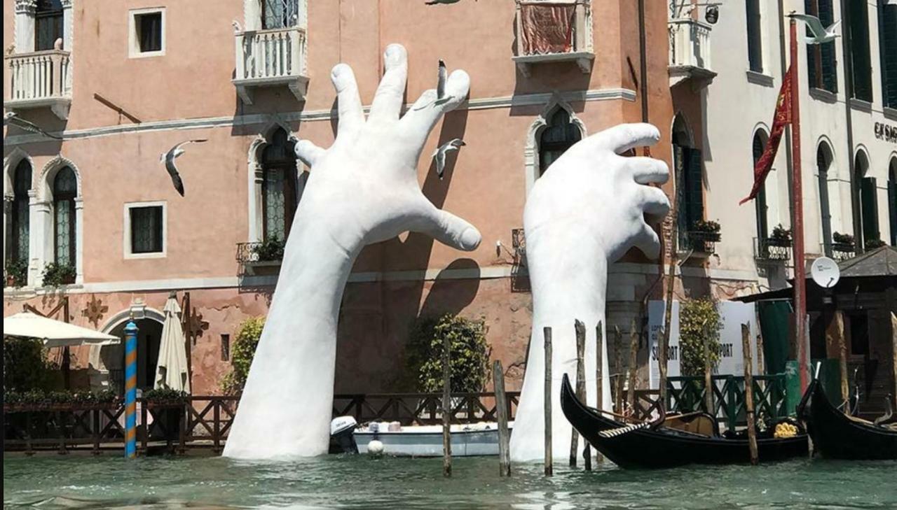 Susy Biennale Apartment - Canal View And Garden Venedig Exteriör bild